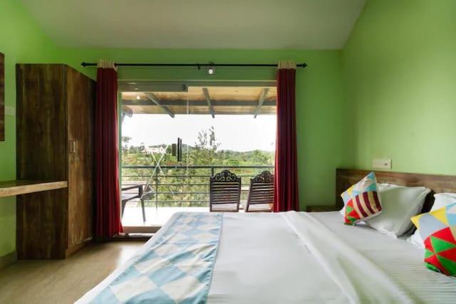 Letstay Vythiri Hill Palace Habitación foto